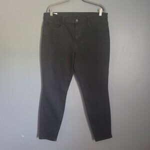 GAP Women's Black Jegging Mid Rise Jeans. Size 33/16R
